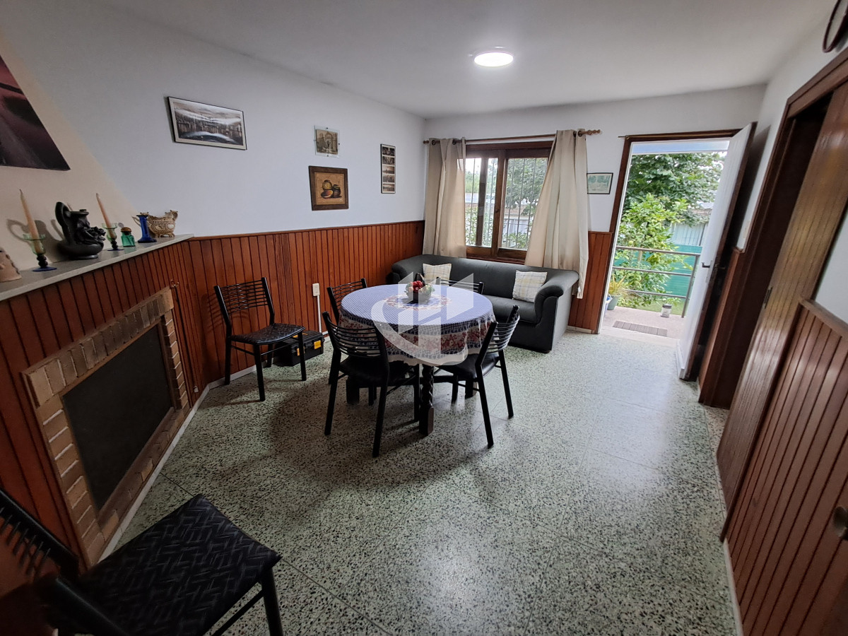 Casa ID.1667 - PUNTA DEL ESTE LAS DELICIAS DUPLEX 2 DORMITORIOS 2 BAÑOS ALQUILER ANUAL 