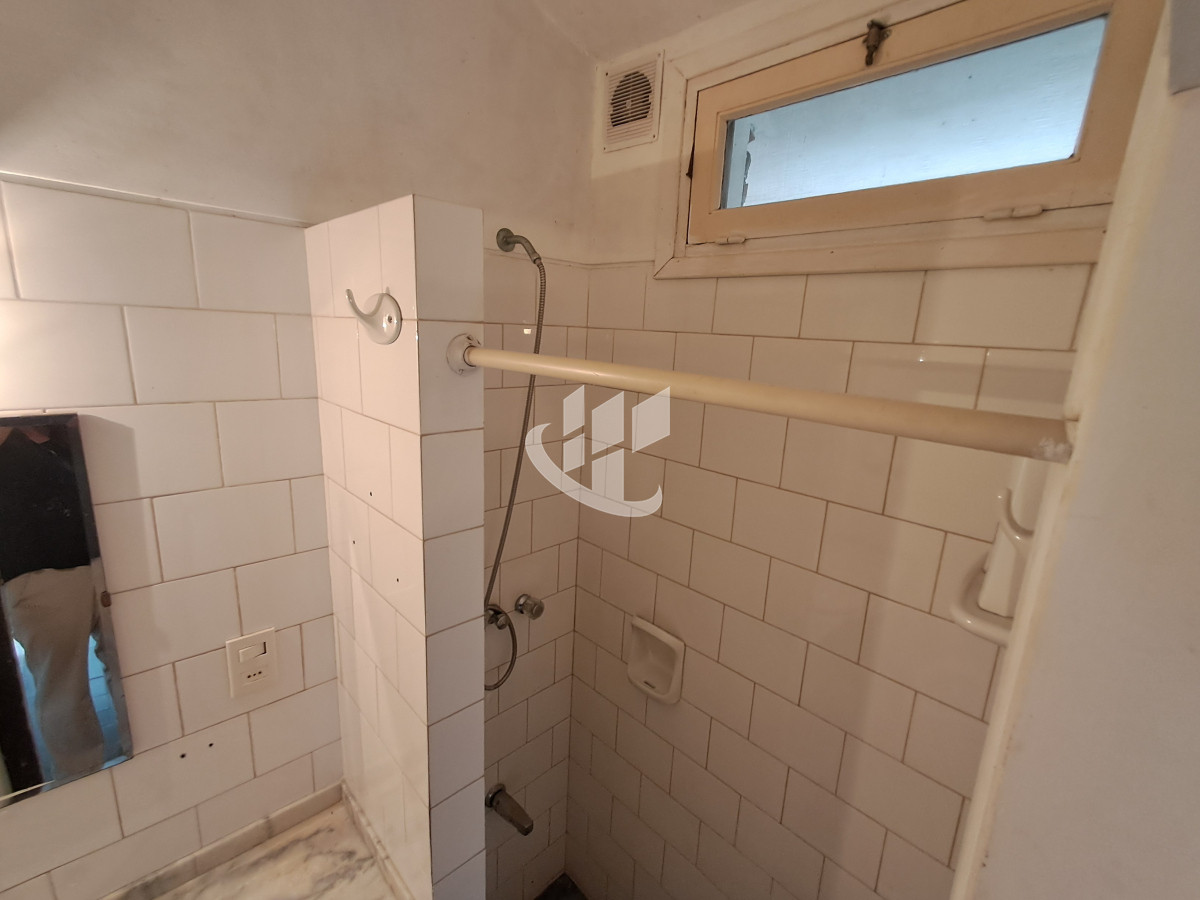 Casa ID.1710 - PUNTA DEL ESTE MANSA CASA DE 2 DORMITORIOS Y DEPENDENCIA EN VENTA