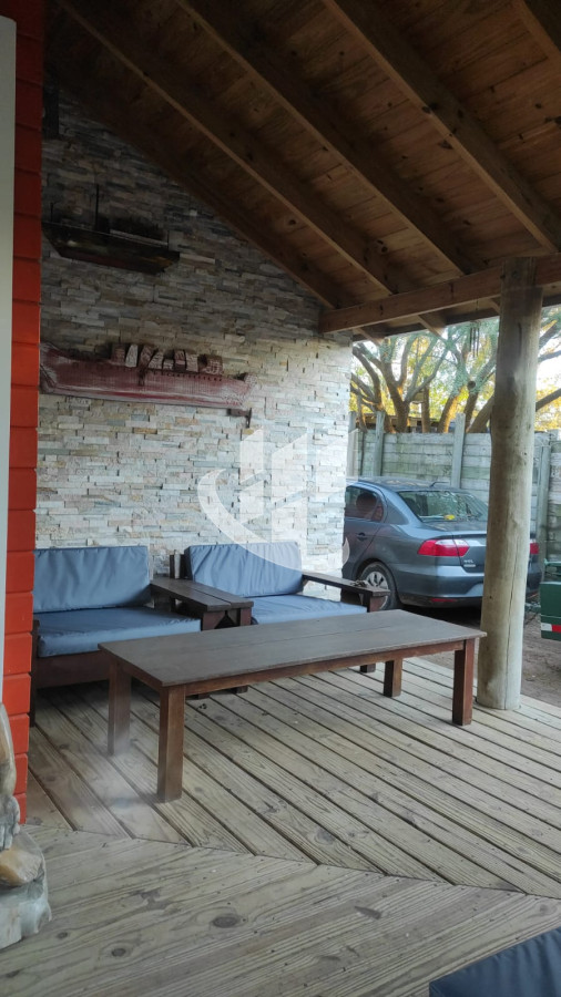 Casa ID.1545 - PUNTA DEL ESTE LA BARRA CASA DE 3 DORMIRORIOS CON PARRILLERO