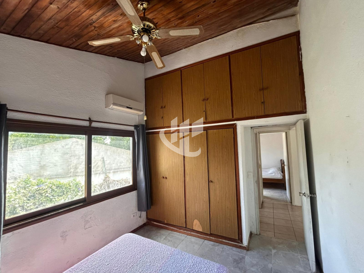 Casa ID.2410 - Casa en alquiler anual 2 Dormitorios, Jardines de Córdoba, Punta del Este