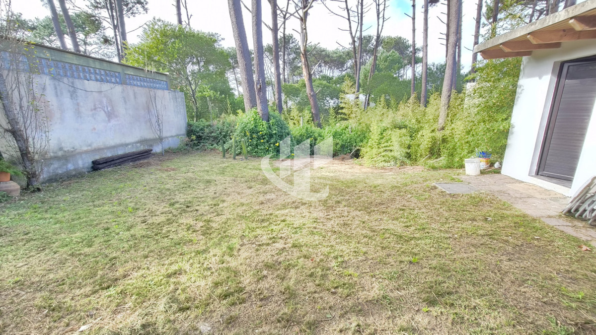 Casa ID.2617 - Casa en Alquiler Anual, 4 dormitorios en suite, Montoya, La Barra