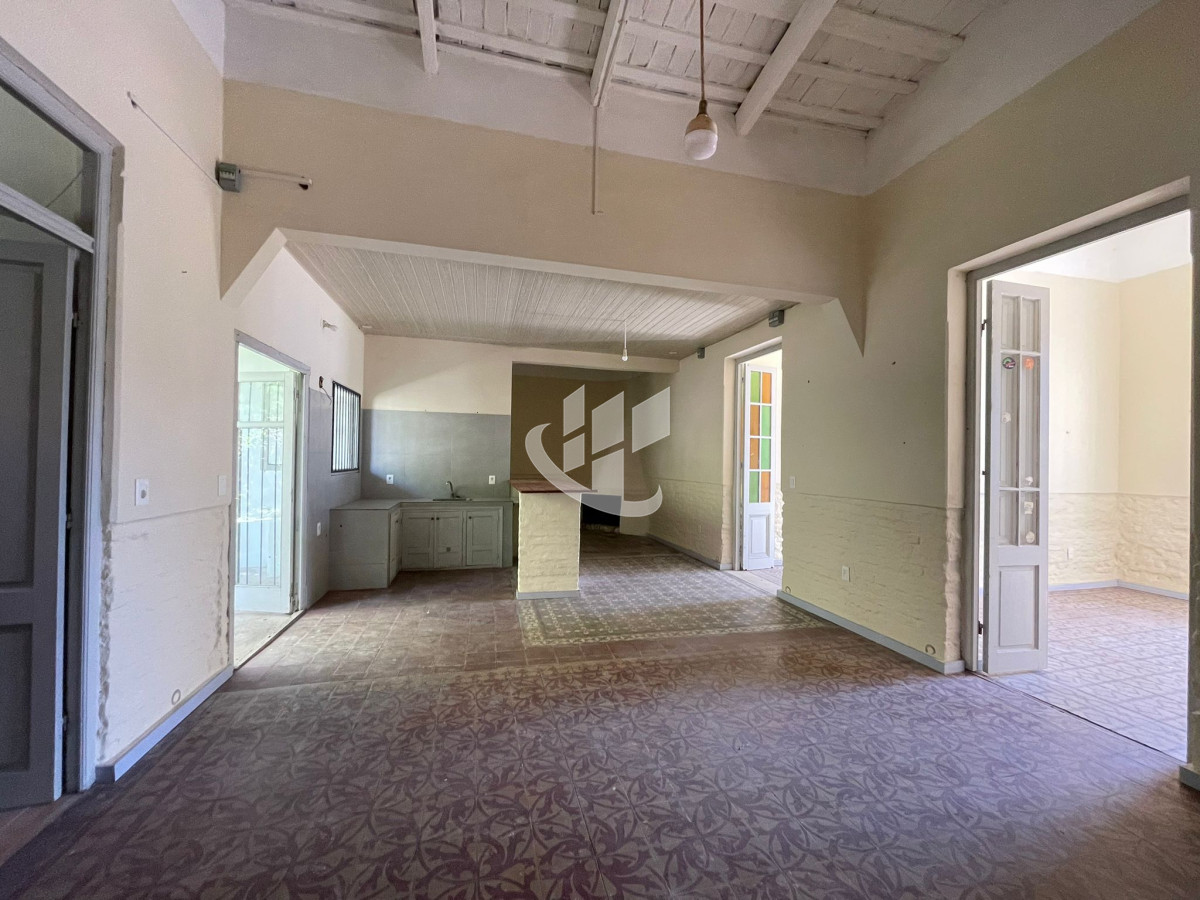 Casa ID.2221 - CASA DE 3 DORMITORIOS CON GARAJE