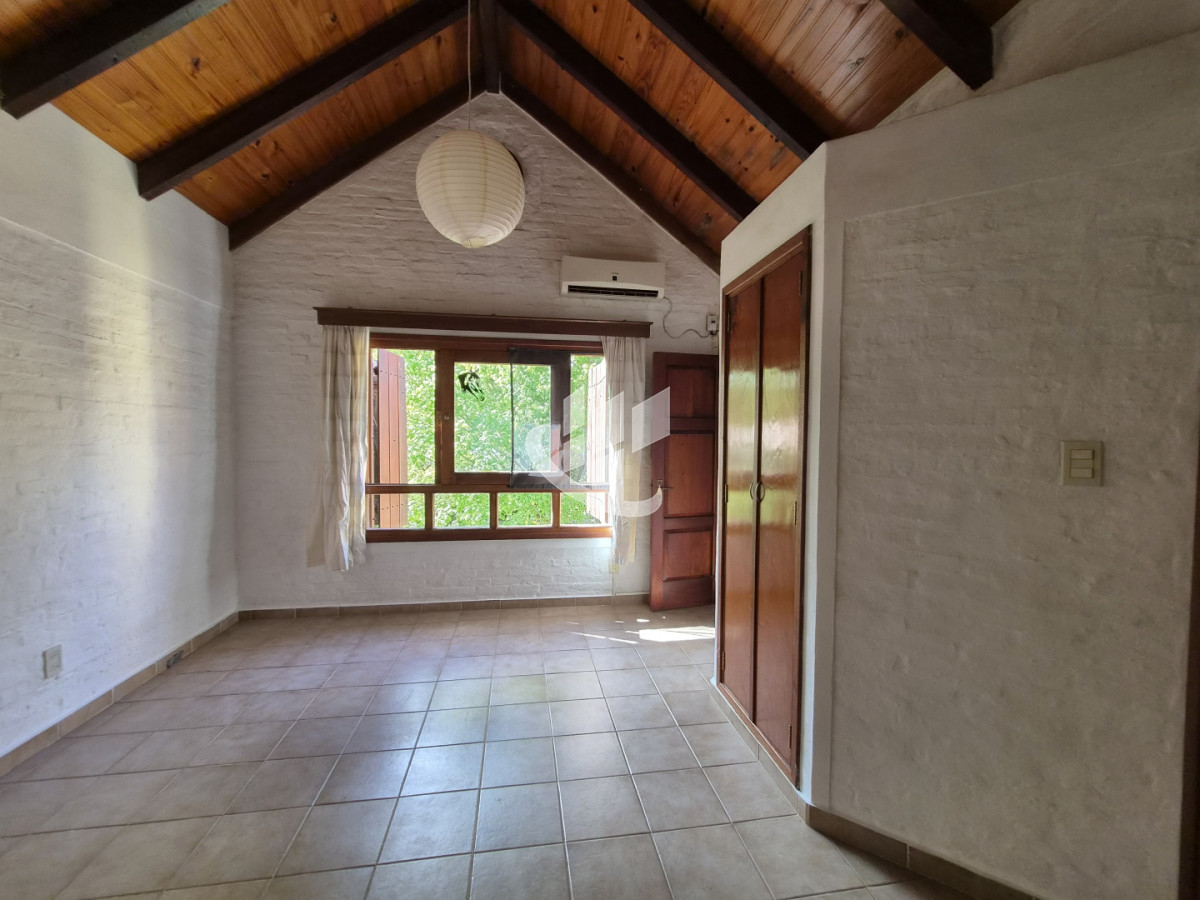 Casa ID.2583 - CASA EN EXCELENTE CONDICIONES, LISTA PARA INGRESAR
