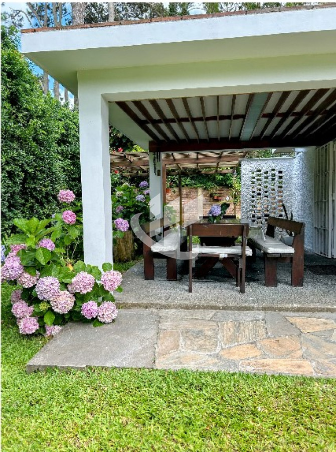 Casa ID.2071 - Alquiler de temporada, 4 dormitorios, Mansa, Punta del Este
