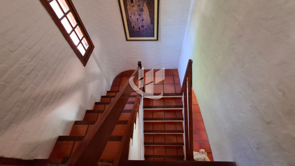 Casa ID.1609 - Casa en venta, 5 dormitorios y barbacoa cerrada. Tio Tom, Maldonado