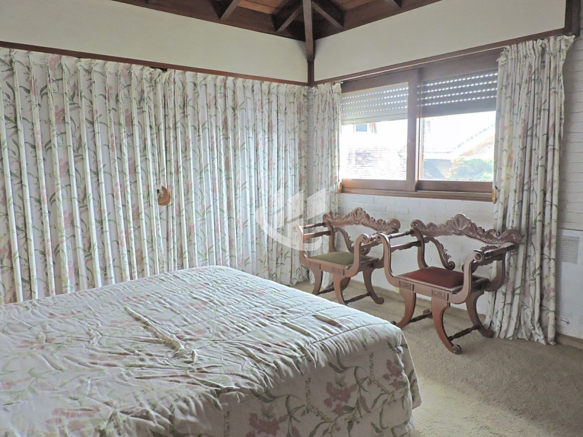 Casa ID.945 - CASA EN ALQUILER ANUAL, 3 DORMITORIOS, PUNTA DEL ESTE, PINARES