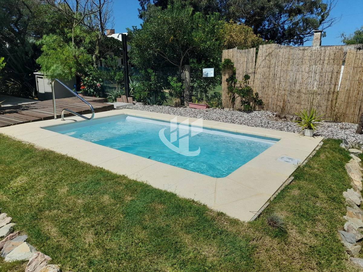 Casa ID.2056 - MANANTIALES BRIO. BUENOS AIRES HERMOSA CASA DE 2 DORMITORIOS Y PISCINA A METROS DEL MAR!!!!