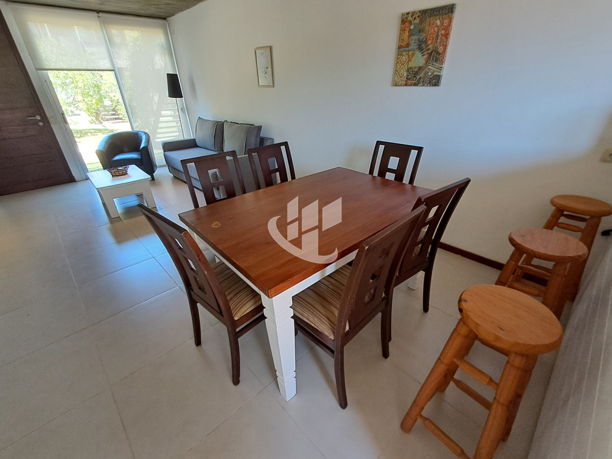 Casa ID.1626 - PUNTA DEL ESTE CANTEGRIL CASA PH EN VENTA 3 DORMITORIOS PISCINA