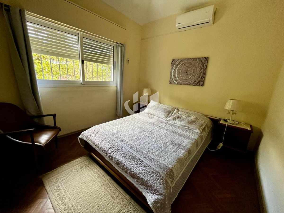 Casa ID.2070 - Alquiler de Temporada, 3 dormitorios, piscina climatizada, Mansa, Punta del Este