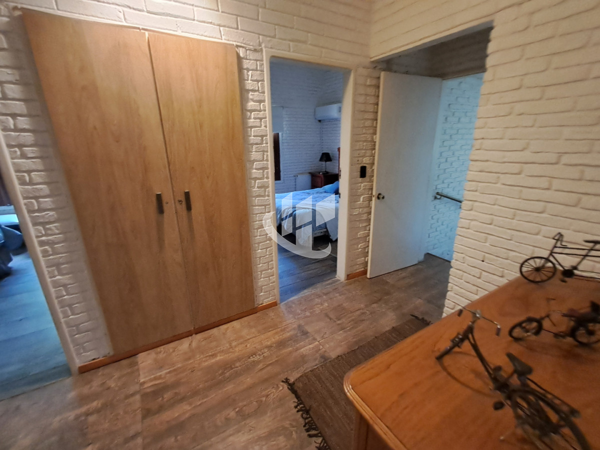 Casa ID.2395 - PUNTA DEL ESTE SAN RAFAEL 4 DORMITORIOS 2 BAÑOS PISCINA PARRILLERO