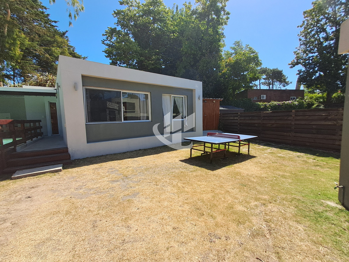 Casa ID.1626 - PUNTA DEL ESTE CANTEGRIL CASA PH EN VENTA 3 DORMITORIOS PISCINA