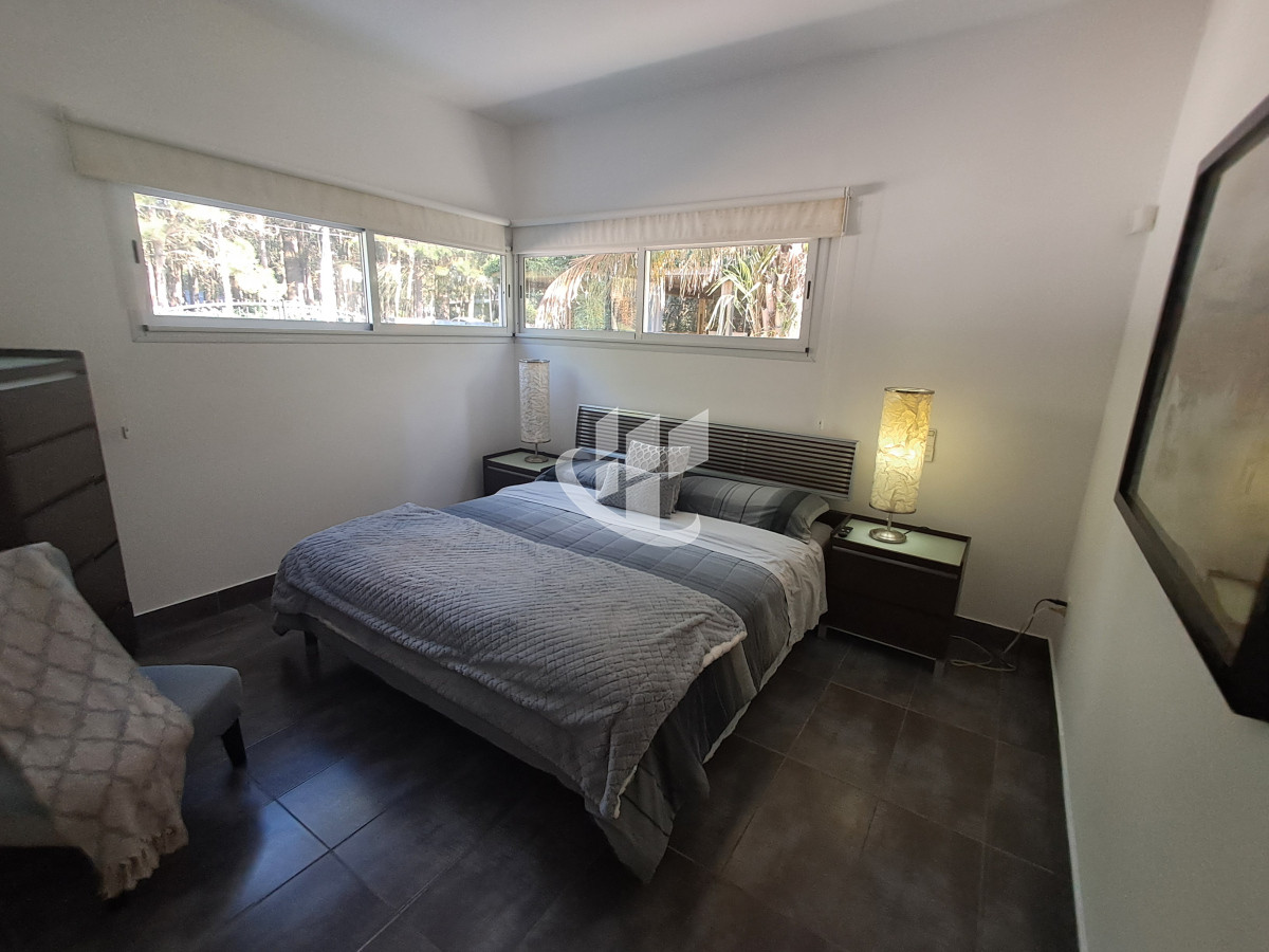 Casa ID.1526 - PUNTA DEL ESTE PINARES PROPIEDAD EN ALQUILER PREMIUM! 3 SUITES 
