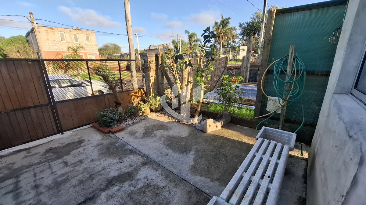 Casa ID.1988 - Alquiler Anual, 1 dormitorio, Balneario Buenos Aires, La Barra