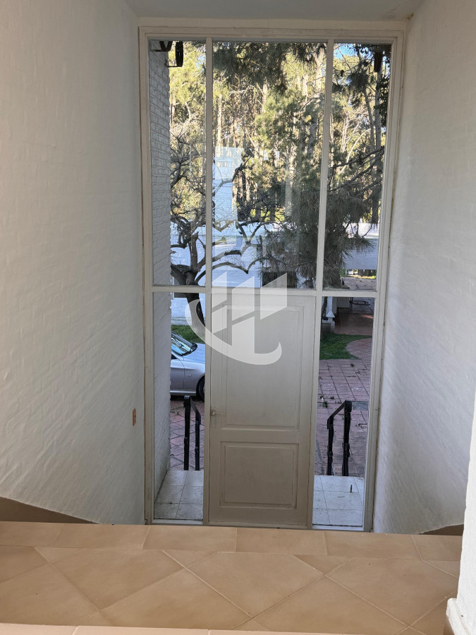 Casa ID.1568 - Casa en Venta Primera linea a la laguna. Punta Ballena.