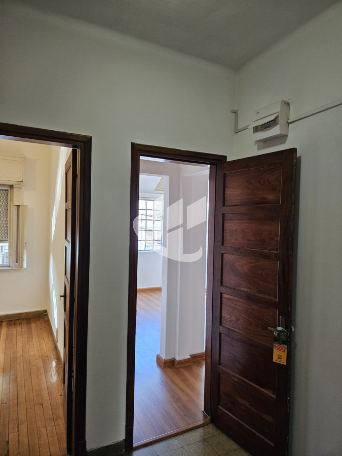 Casa ID.2072 -  Casa en venta La Blanqueada 3 dormitorios 2 baños. 