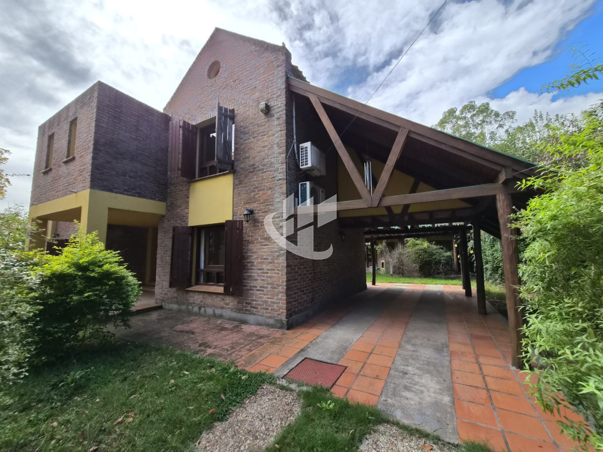 Casa ID.2583 - CASA EN EXCELENTE CONDICIONES, LISTA PARA INGRESAR