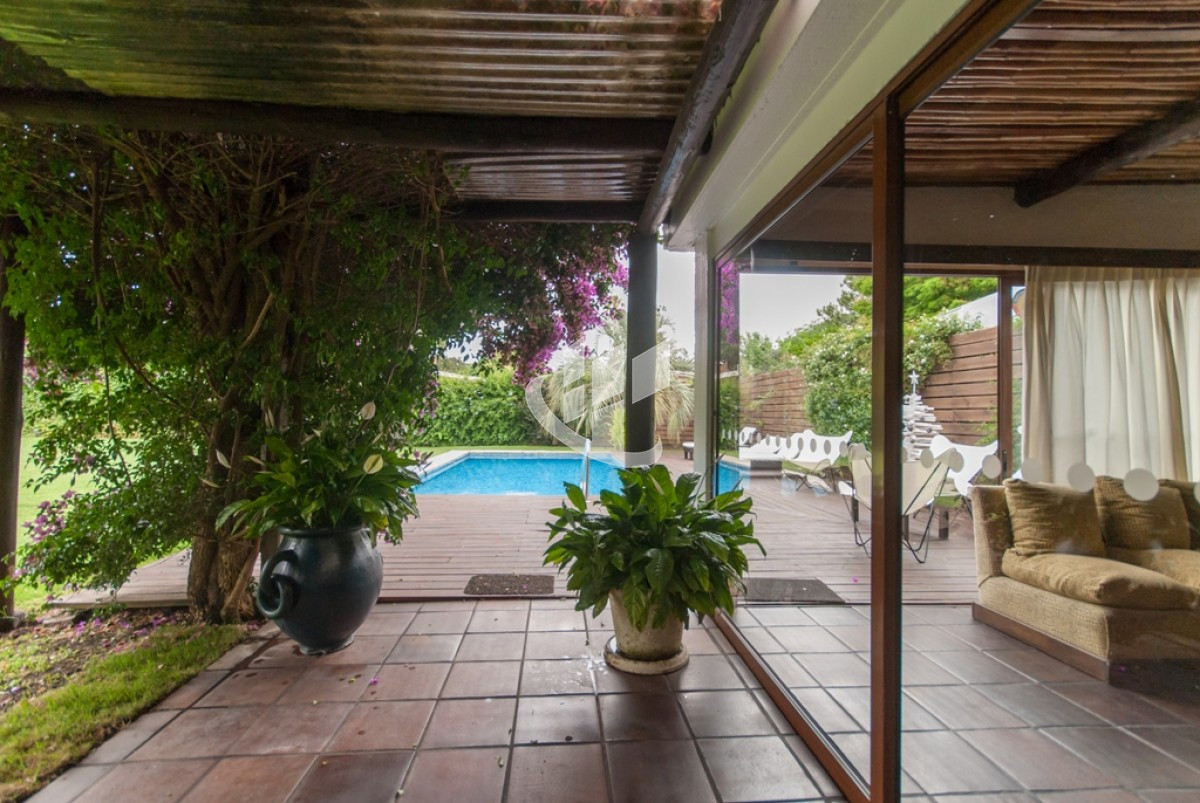 Casa ID.1947 - PUNTA DEL ESTE PINARES COMODA CASA DE 3DORMITORIOS PISCINA EN ALQUILER
