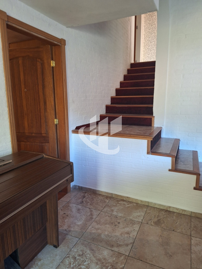 Casa ID.978 - ALQUILER CASA  ANUAL PUNTA DEL ESTE   MODERNA ,PISCINA CLIMATIZADA 