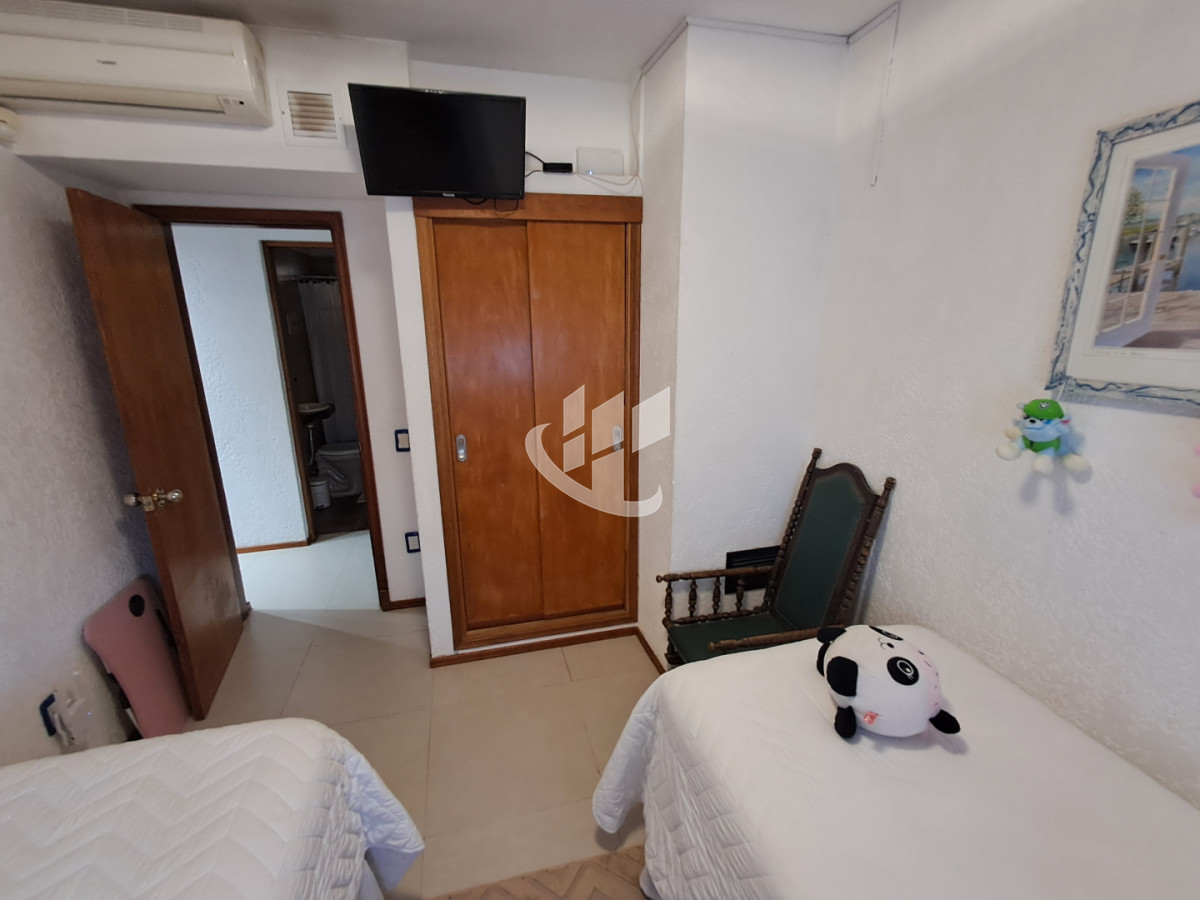 Casa ID.2268 - PUNTA DEL ESTE - TIO TOM - CASA DE 3 DORMITORIOS CON PISCINA - ALQUILER DE TEMPORADA