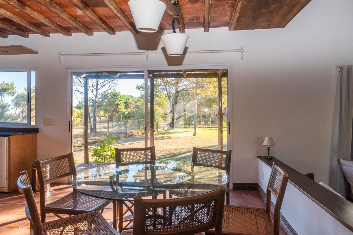 Casa ID.655 - Venta, casa, 4 dormitorios, Arenas de Jose Ignacio.