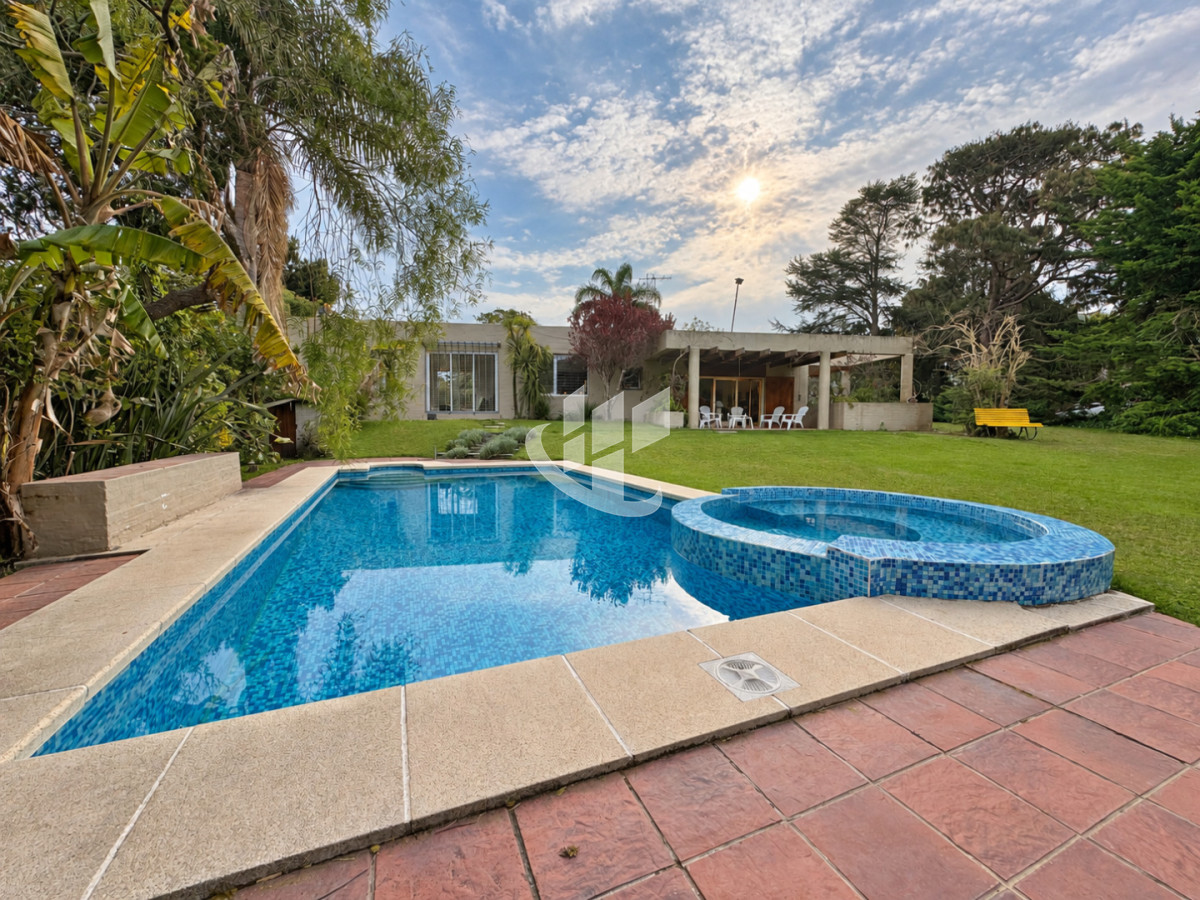 Casa ID.2057 - PUNTA DEL ESTE RINCON DEL INDIO CASA 4 DORMITORIOS PISCINA CLIMATIZADA