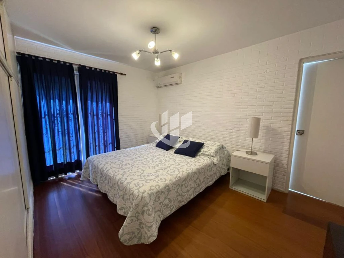 Casa ID.1918 - PUNTA DEL ESTE MANSA CASA 4 DORMITORIOS AMPLIO TERRENO EN VENTA