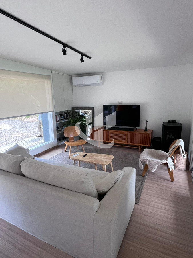 Casa ID.2350 - Alquiler temporada Casa 2 dormitorios, zona Playa Brava, Punta del este.