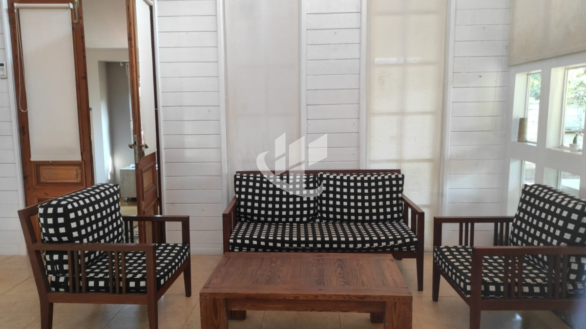 Casa ID.1545 - PUNTA DEL ESTE LA BARRA CASA DE 3 DORMIRORIOS CON PARRILLERO