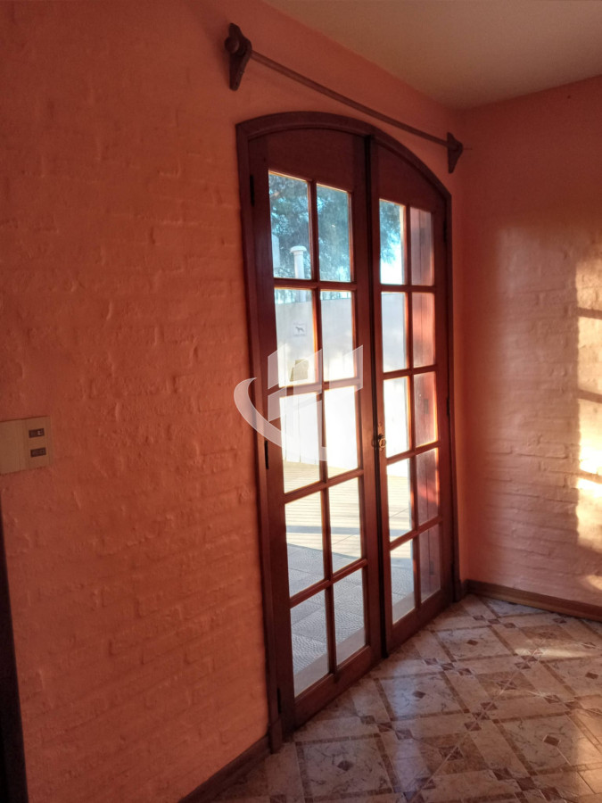 Casa ID.1188 - VENDO