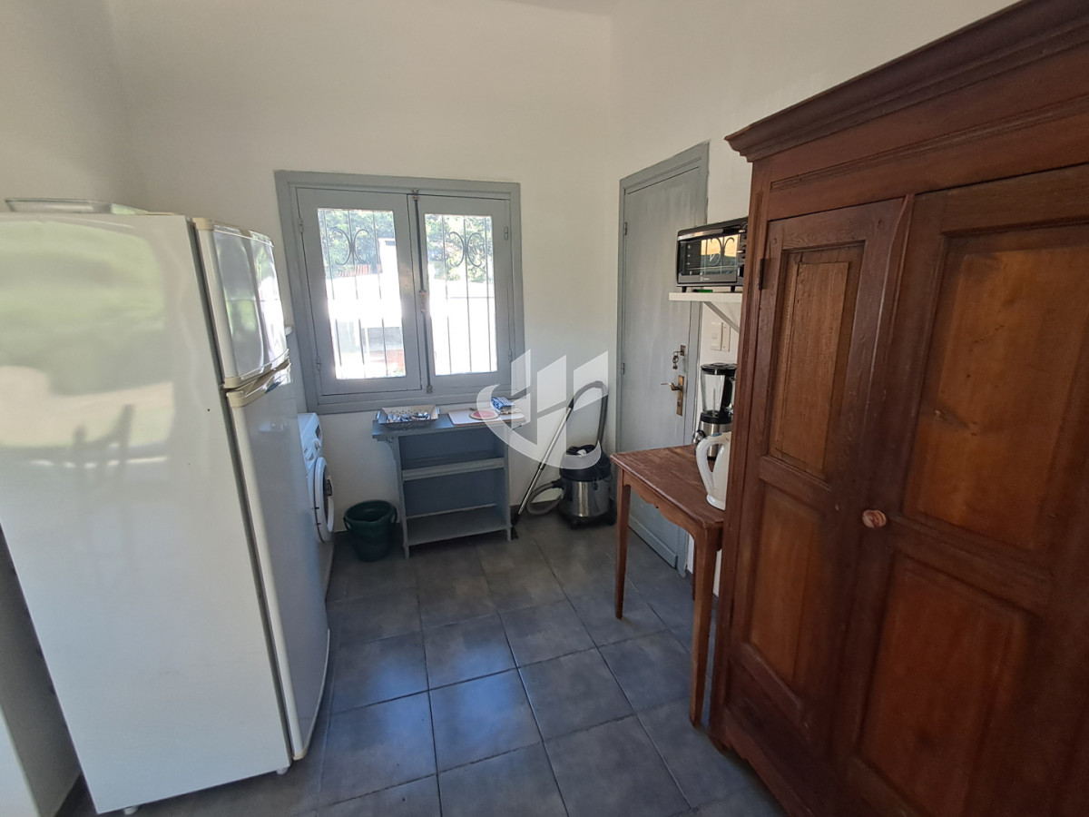 Casa ID.2470 - PUNTA DEL ESTE PINARES CASA DE 3 DORMITORIOS Y PARRILLERO EN VENTA