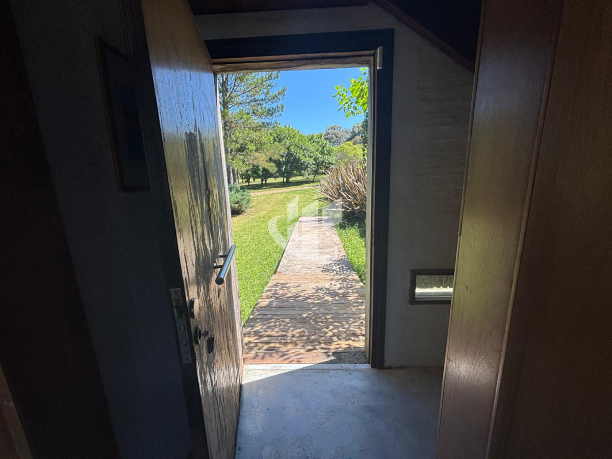 Casa ID.2390 - CASA ALQUILER TEMPORARIO - PUNTA DEL ESTE - LAGUNA DE LOS CISNES