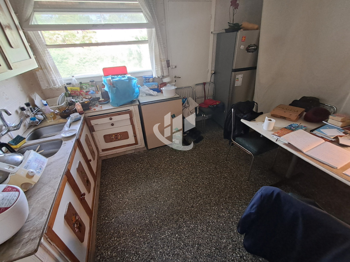 Casa ID.2532 - PUNTA DEL ESTE LAS DELICIAS GRAN CASA DE 5 DORMITORIOS PISCINA CANCHA DE PADLE EN VENTA