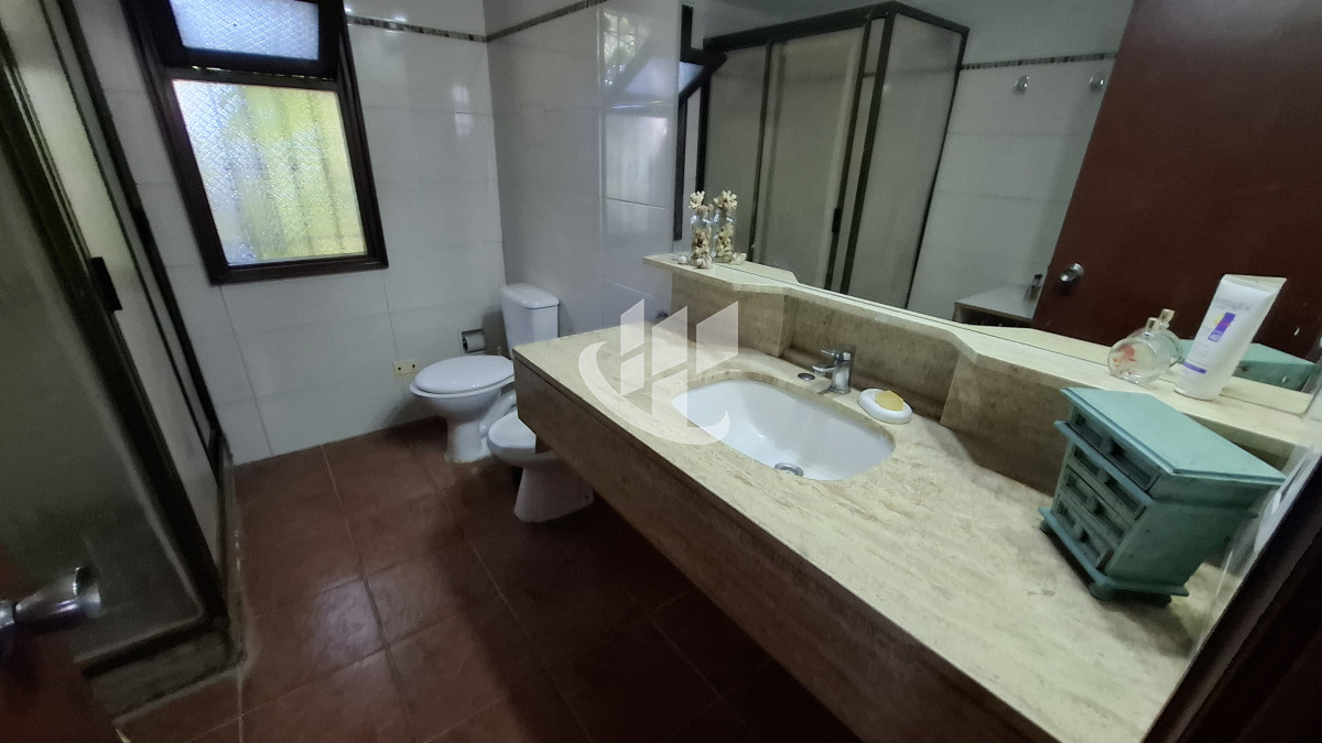 Casa ID.1708 - Venta, casa 3 dormitorios, con piscina, Pinares, Punta del Este
