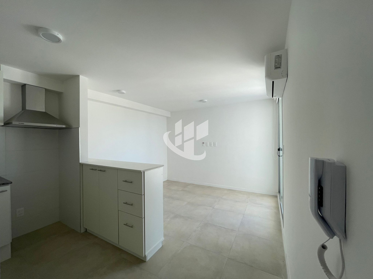Casa ID.864 - - RESERVADO - APARTAMENTO DE 1D CON GARAGE 