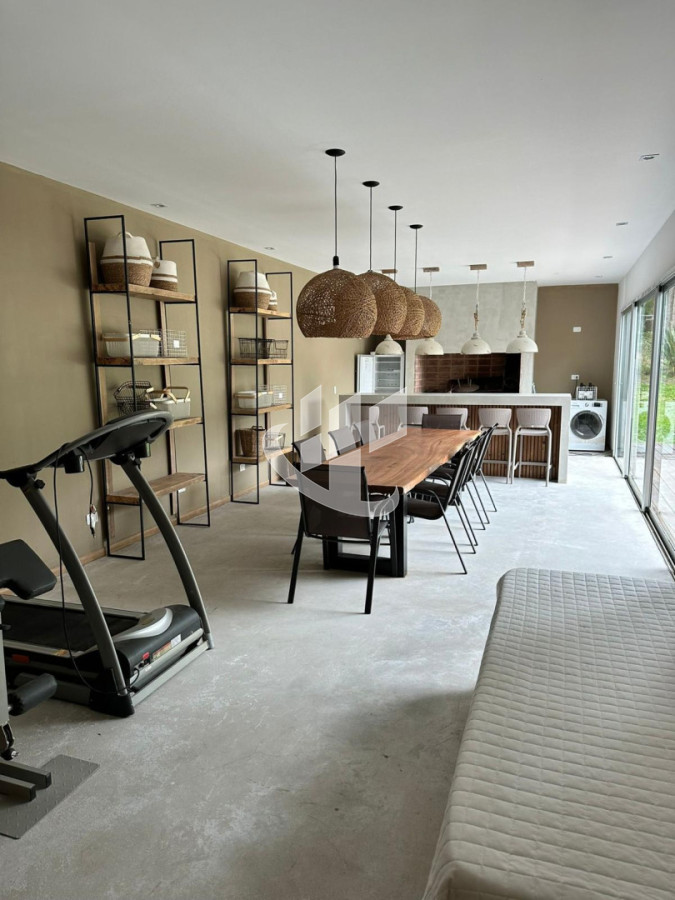 Casa ID.2405 - Alquiler de Verano, 3 dormitorios con piscina climatizada, Burnett, Punta del Este