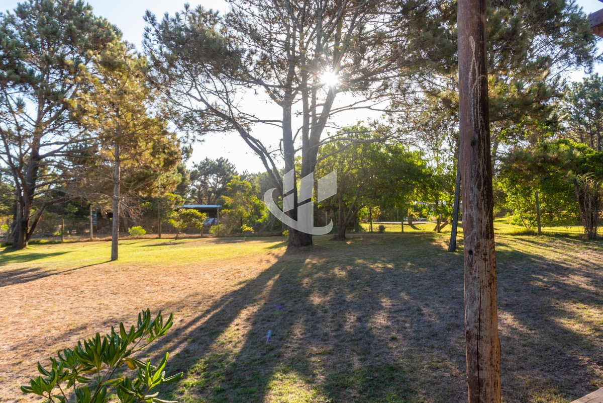 Casa ID.655 - Venta, casa, 4 dormitorios, Arenas de Jose Ignacio.
