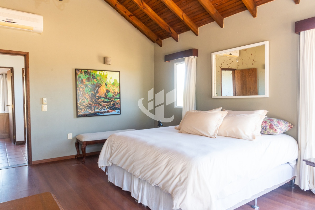 Casa ID.655 - Venta, casa, 4 dormitorios, Arenas de Jose Ignacio.