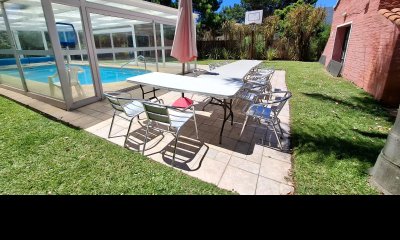 Casa en venta, 5 dormitorios y barbacoa cerrada. Tio Tom, Maldonado