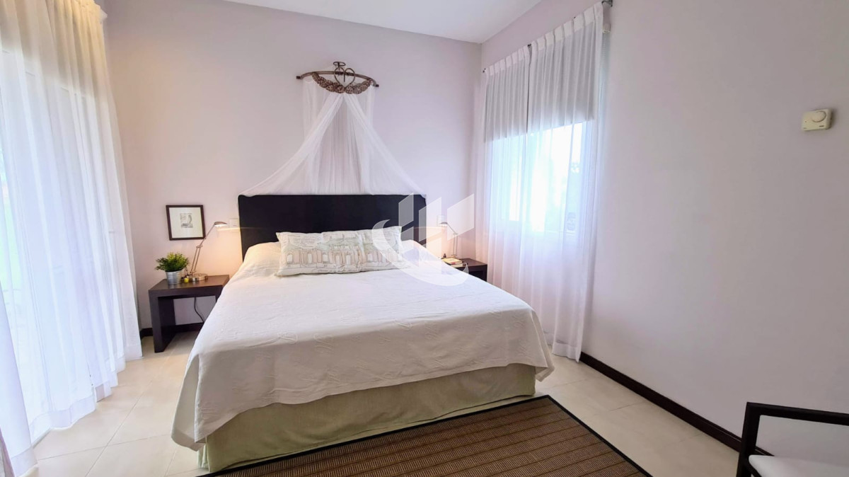 Chacra ID.2263 - PUNTA DEL ESTE LAGUNA DE LOS CISNES CHACRA DE 7 HAS 4 SUITES Y DEPENDENCIA DE SERVICIO PISCINA