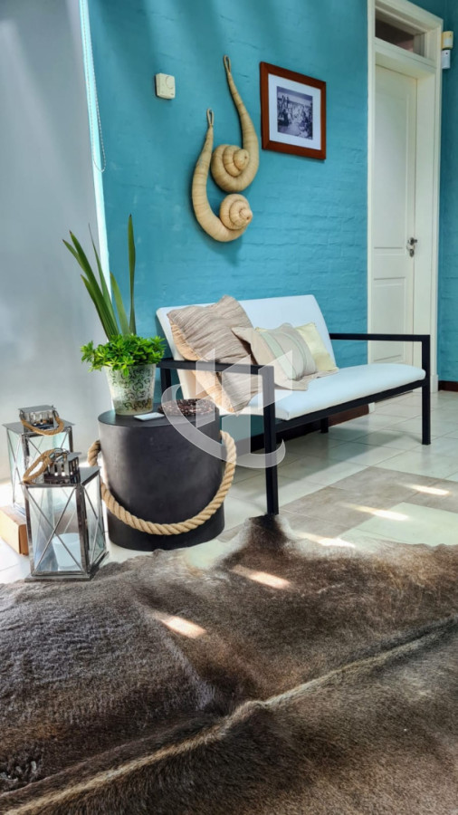 Chacra ID.2263 - PUNTA DEL ESTE LAGUNA DE LOS CISNES CHACRA DE 7 HAS 4 SUITES Y DEPENDENCIA DE SERVICIO PISCINA