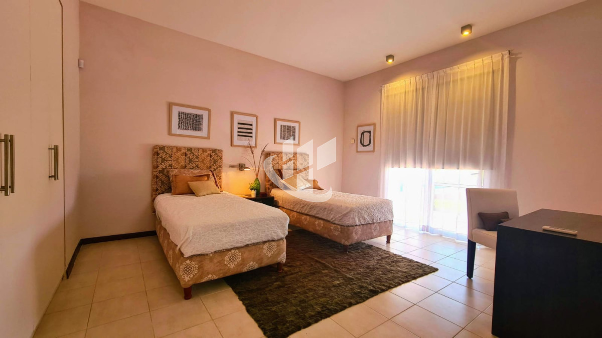 Chacra ID.2263 - PUNTA DEL ESTE LAGUNA DE LOS CISNES CHACRA DE 7 HAS 4 SUITES Y DEPENDENCIA DE SERVICIO PISCINA