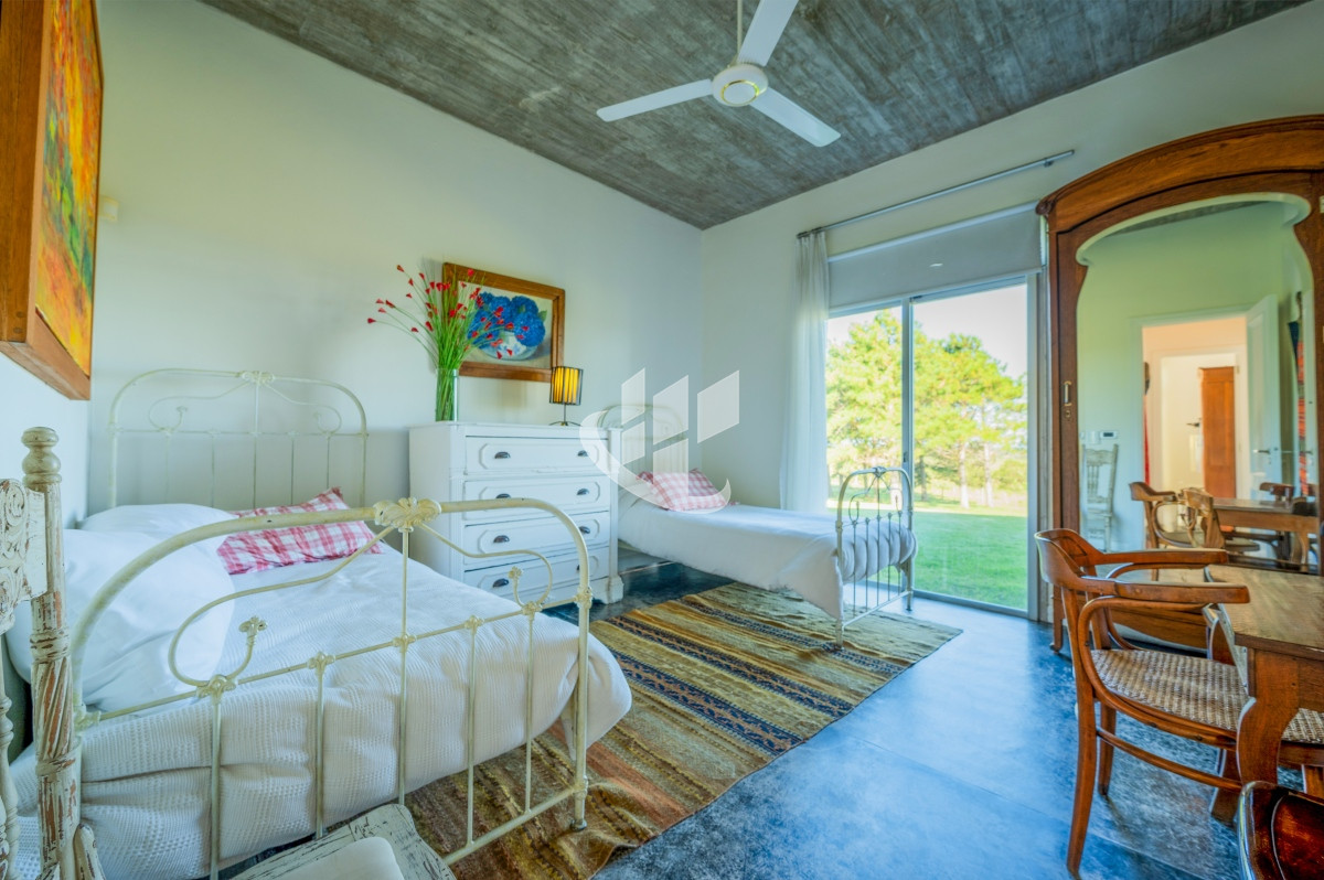 Chacra ID.940 - CHACRA EN VENTA, 5 DORMITORIOS, PISCINA, VISTA, ZONA ATCHUGARRY, JOSE INACIO
