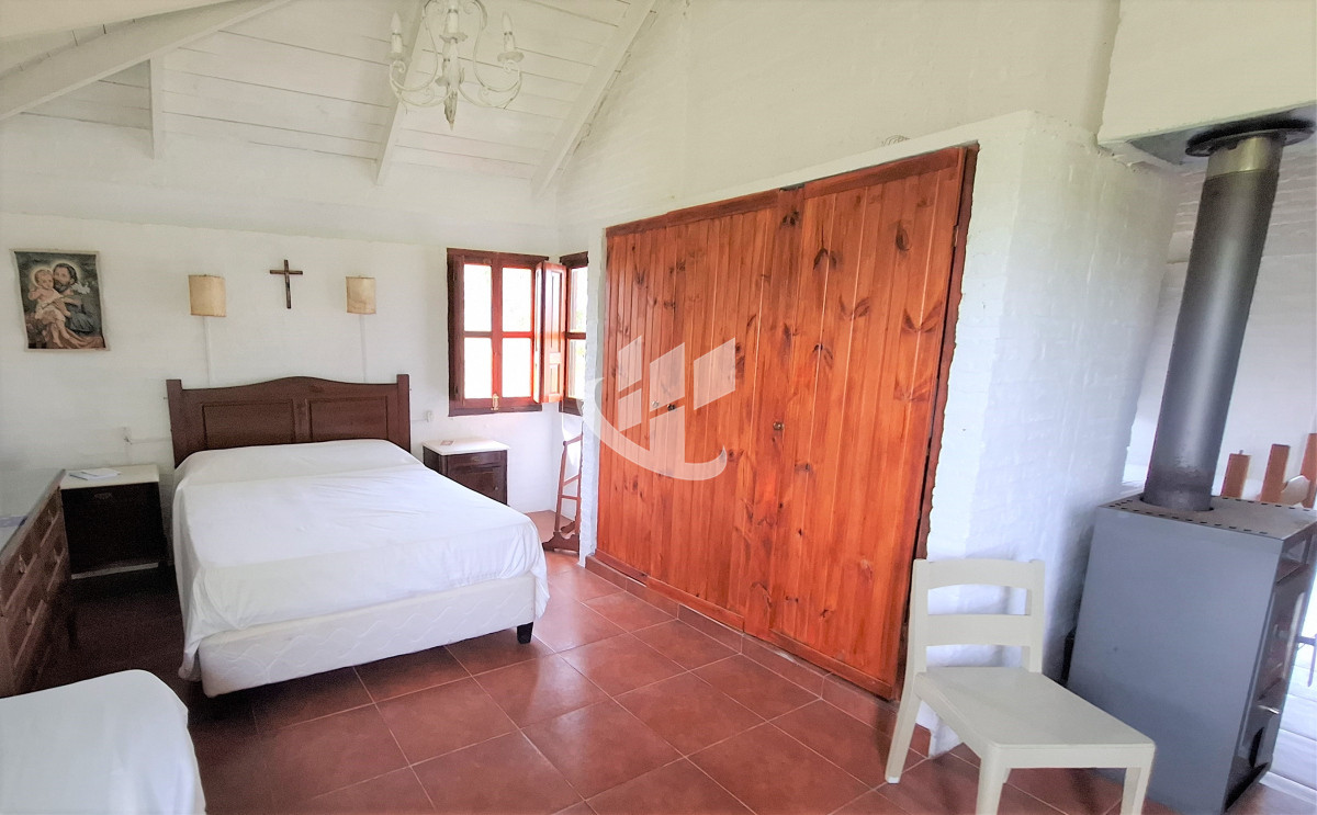 Chacra ID.1518 - Alquiler anual, 4 dormitorios, chacra en Sierra Carape, Maldonado