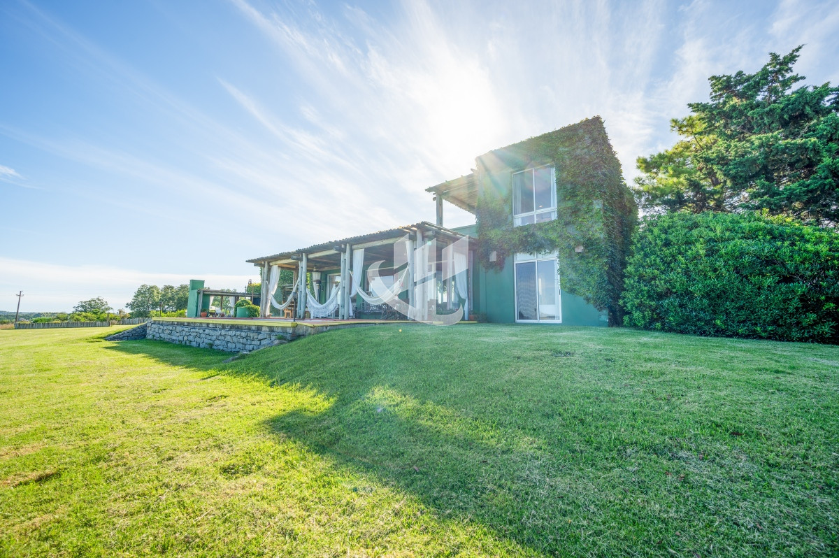 Chacra ID.940 - CHACRA EN VENTA, 5 DORMITORIOS, PISCINA, VISTA, ZONA ATCHUGARRY, JOSE INACIO