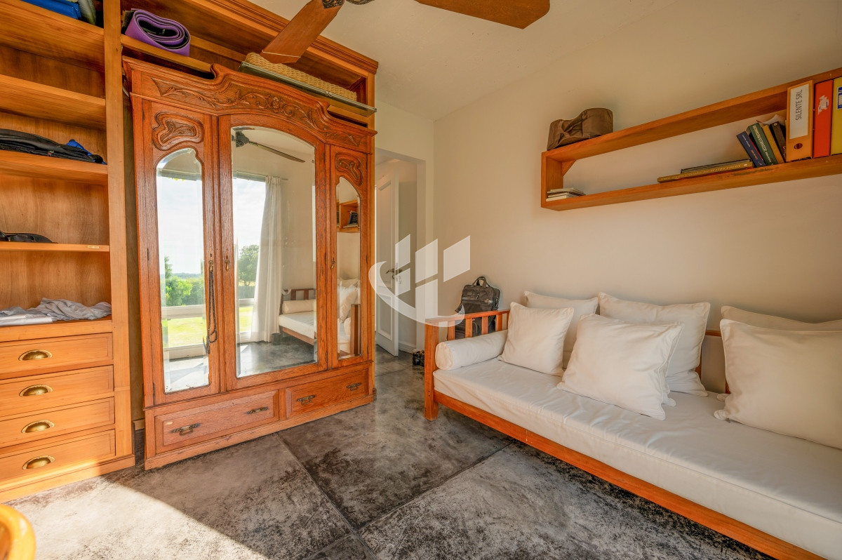 Chacra ID.940 - CHACRA EN VENTA, 5 DORMITORIOS, PISCINA, VISTA, ZONA ATCHUGARRY, JOSE INACIO