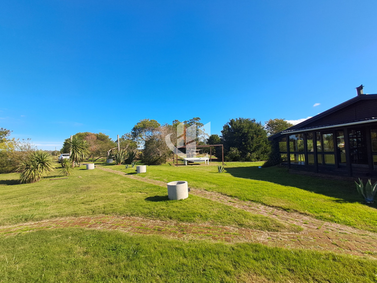 Chacra ID.2613 - MANANTIALES CAMINO MEDELLIN CHACRA CON 4 SUITES PISCINA PARRILLERO CASA DE HUESPEDES EN 5 HAS