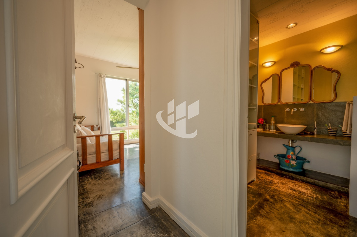 Chacra ID.940 - CHACRA EN VENTA, 5 DORMITORIOS, PISCINA, VISTA, ZONA ATCHUGARRY, JOSE INACIO