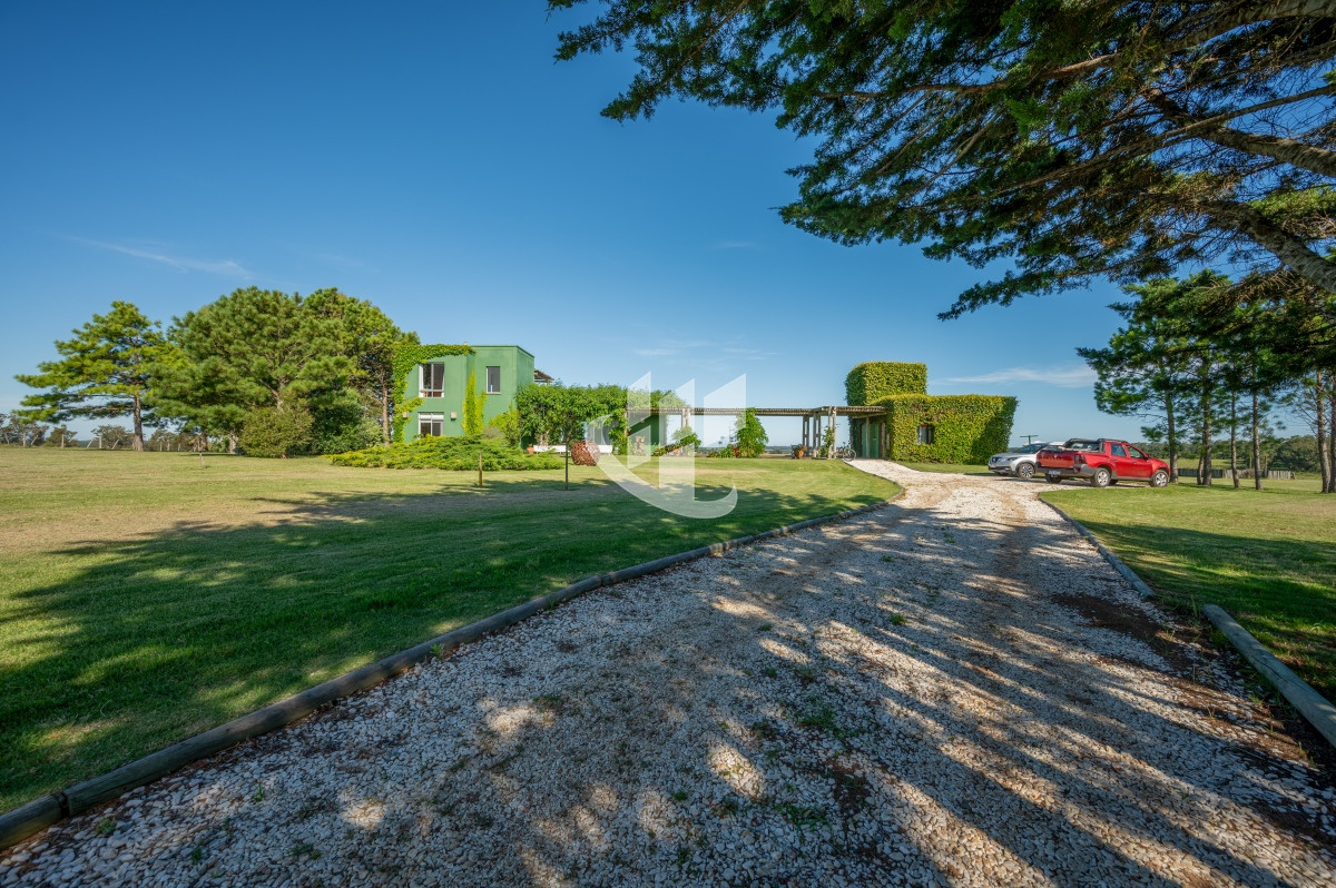 Chacra ID.940 - CHACRA EN VENTA, 5 DORMITORIOS, PISCINA, VISTA, ZONA ATCHUGARRY, JOSE INACIO