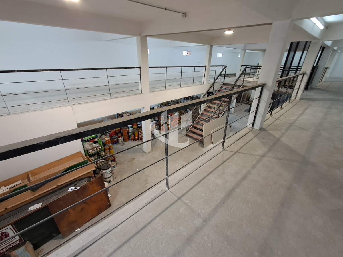 Local Comercial ID.2624 - MALDONADO CENTRO LOCAL COMERCIAL EN 3 PLANTAS 500 M2