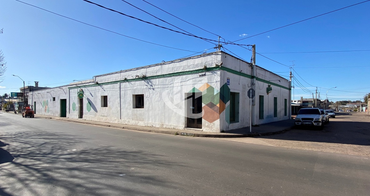 Local Comercial ID.53 - Local en Mercedes, Mercedes